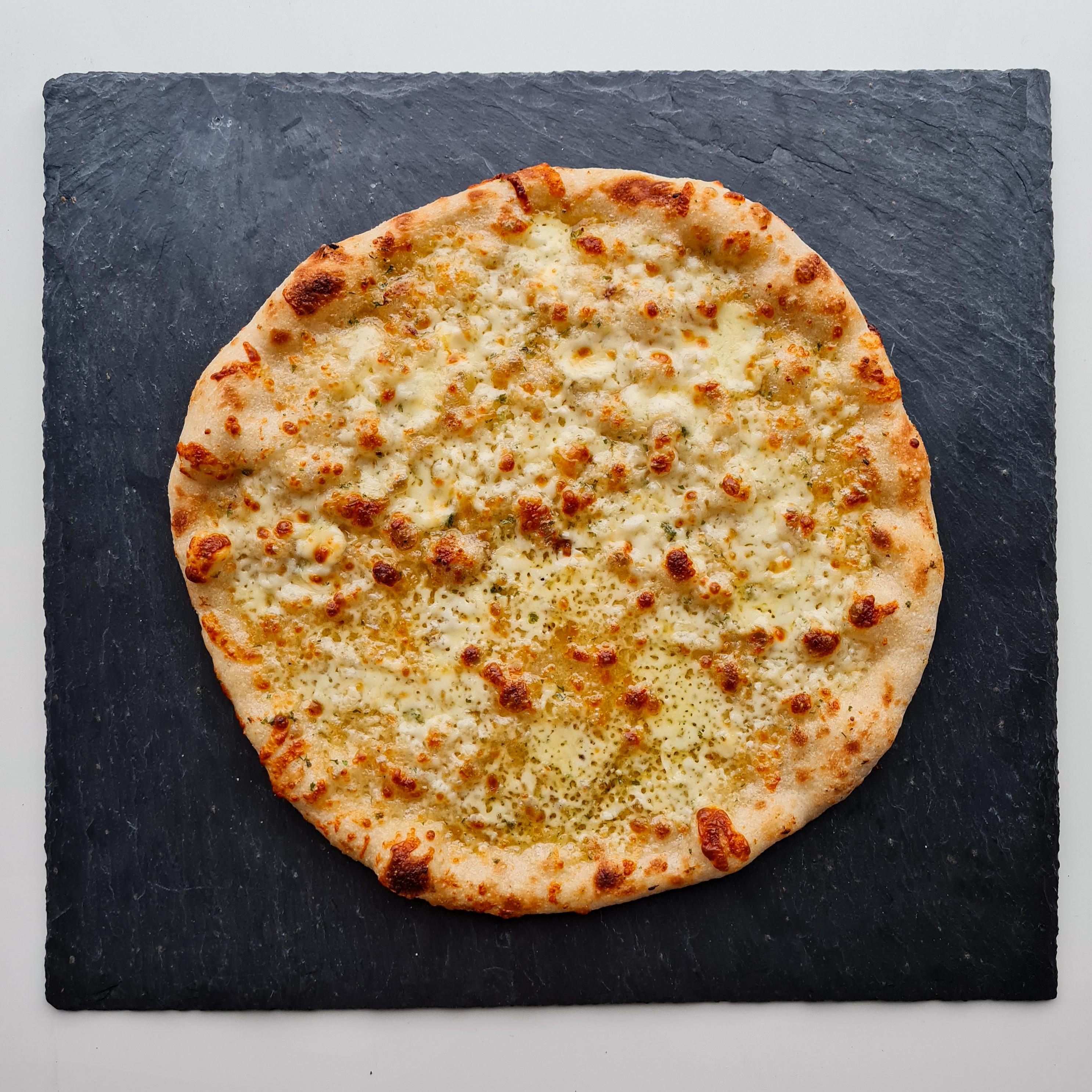 Cheesy Garlic Pizza